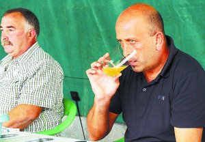 Petritegi ganador del Concurso de Sidras de Elgoibar.