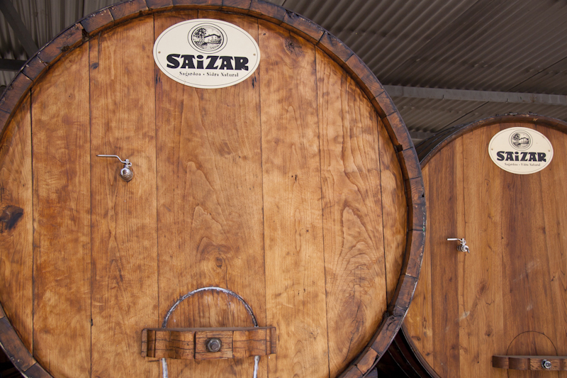 Catas de sidras de Gipuzkoa y Alemania en la sidrería Saizar.
