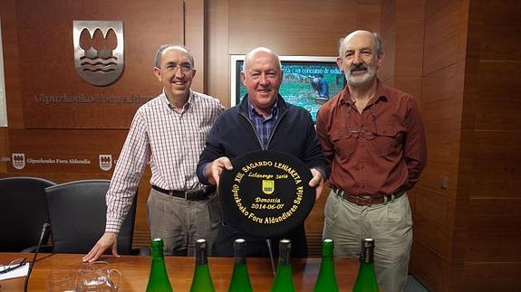 Las sidrerías Aburuza, Altzueta, Gartziategi, Gaztañaga, Izeta y Saizar, finalistas del “XIII Concurso de sidra. Premios Diputación Foral de Gipuzkoa”.