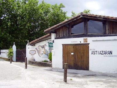 Sagardoaren Lurraldeako ASTIAZARAN Usurbilgo sagardotegia