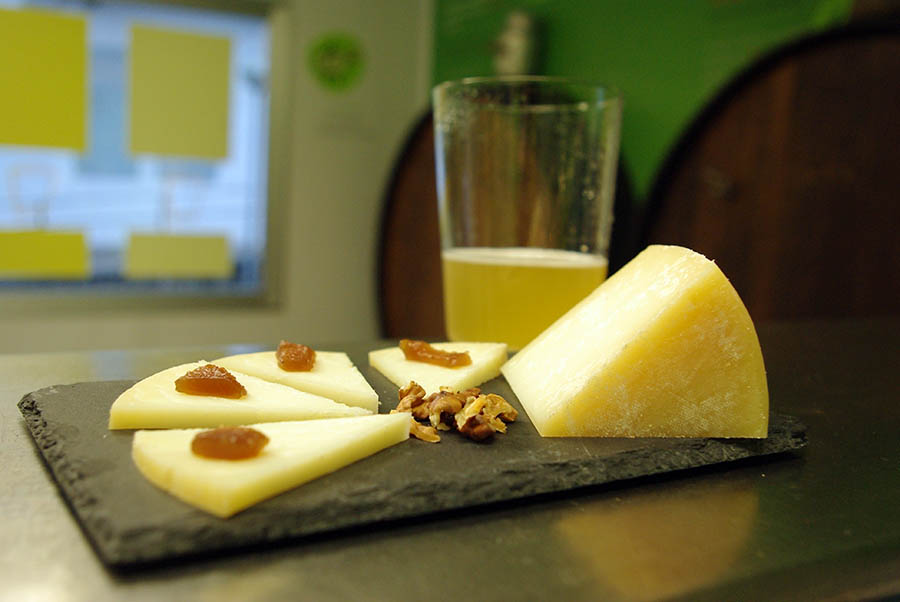 SEMANA SANTA 2019 en Sagardoetxea: degustación de sidra y quesos de Euskal Herria