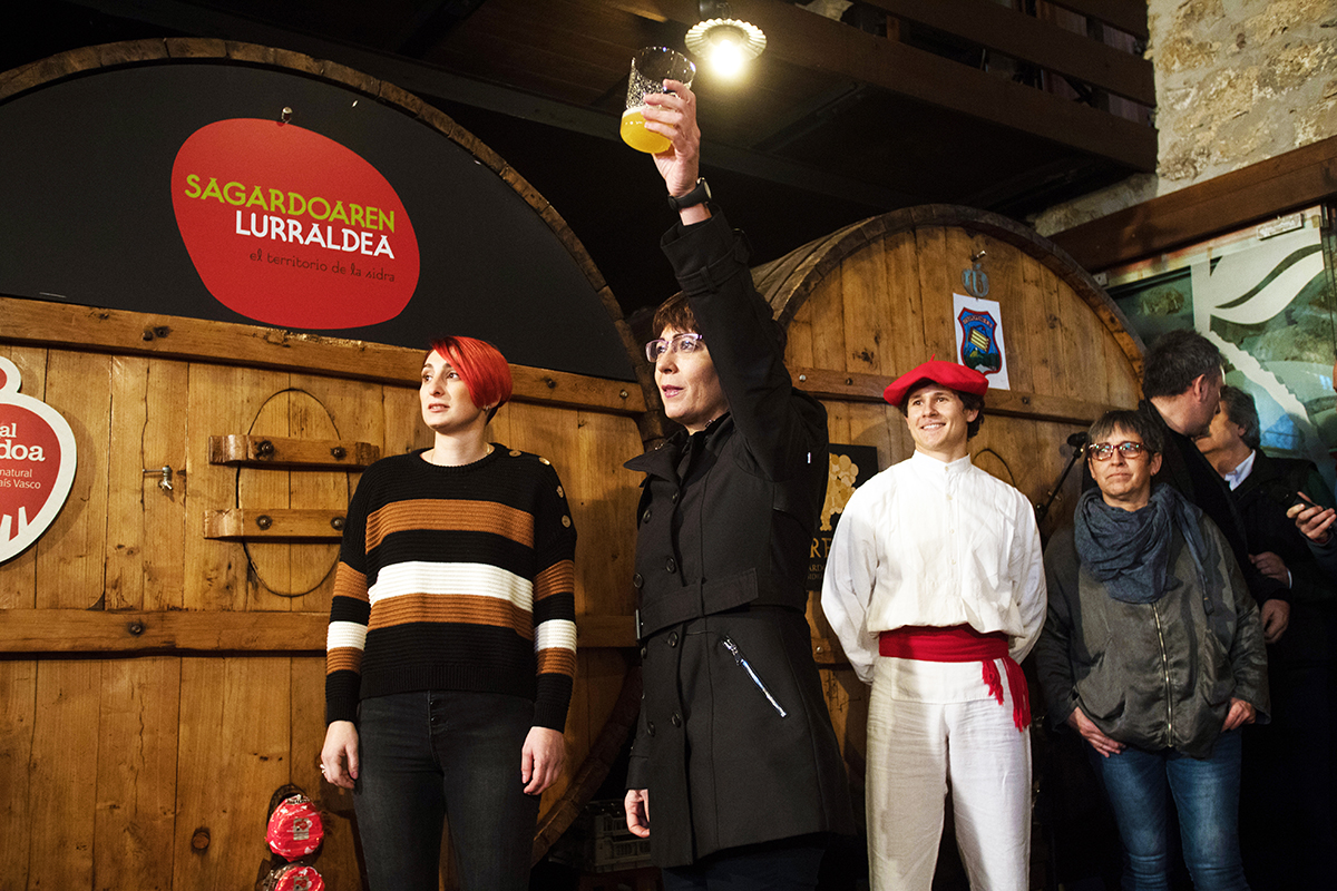 Olatz Arrietak hasiera eman dio 2019ko txotx denboraldiari