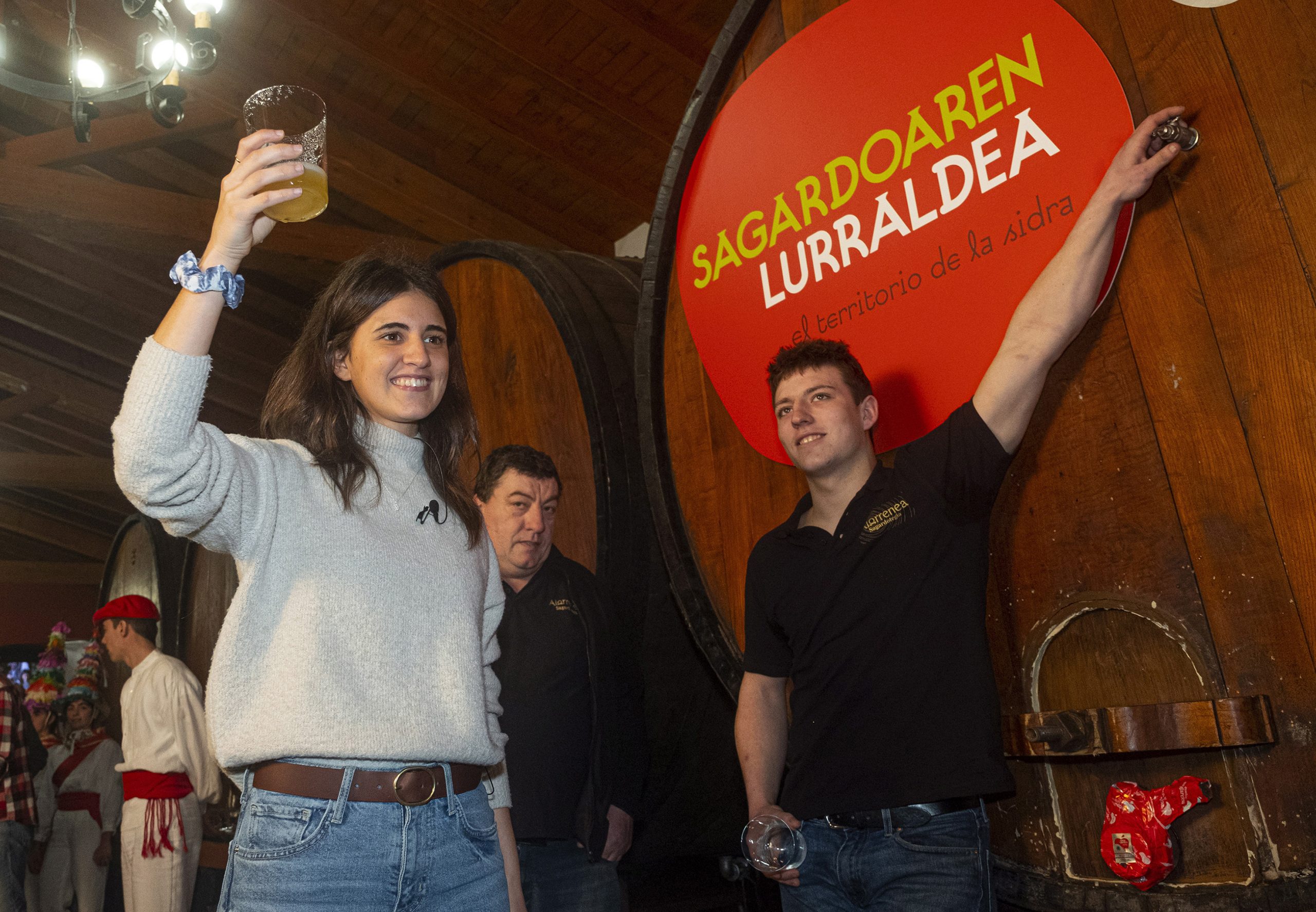 Izaro da comienzo a la temporada del txotx 2020